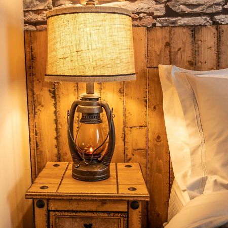 Cornish Tin Mine Themed Apartment Сент-Остел Экстерьер фото